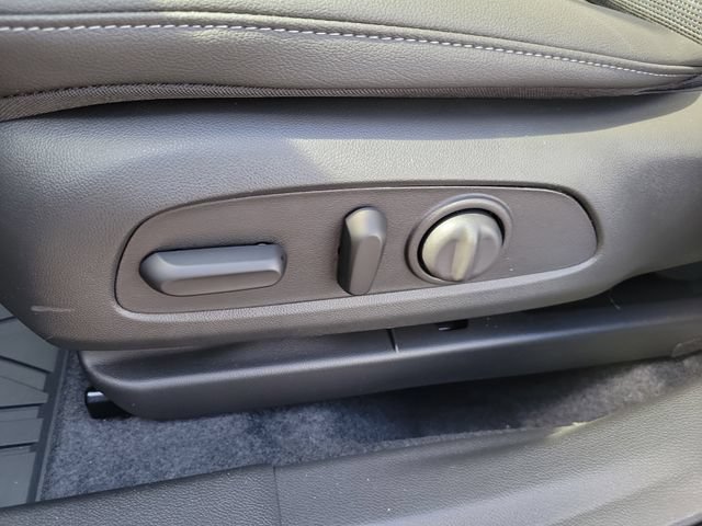 New 2026 Buick Envista Sport Touring w/ Convenience I Package FWD image 17