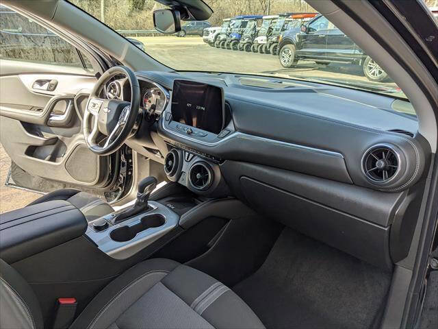 Used 2024 Chevrolet Blazer LT w/ Convenience Package FWD image 19