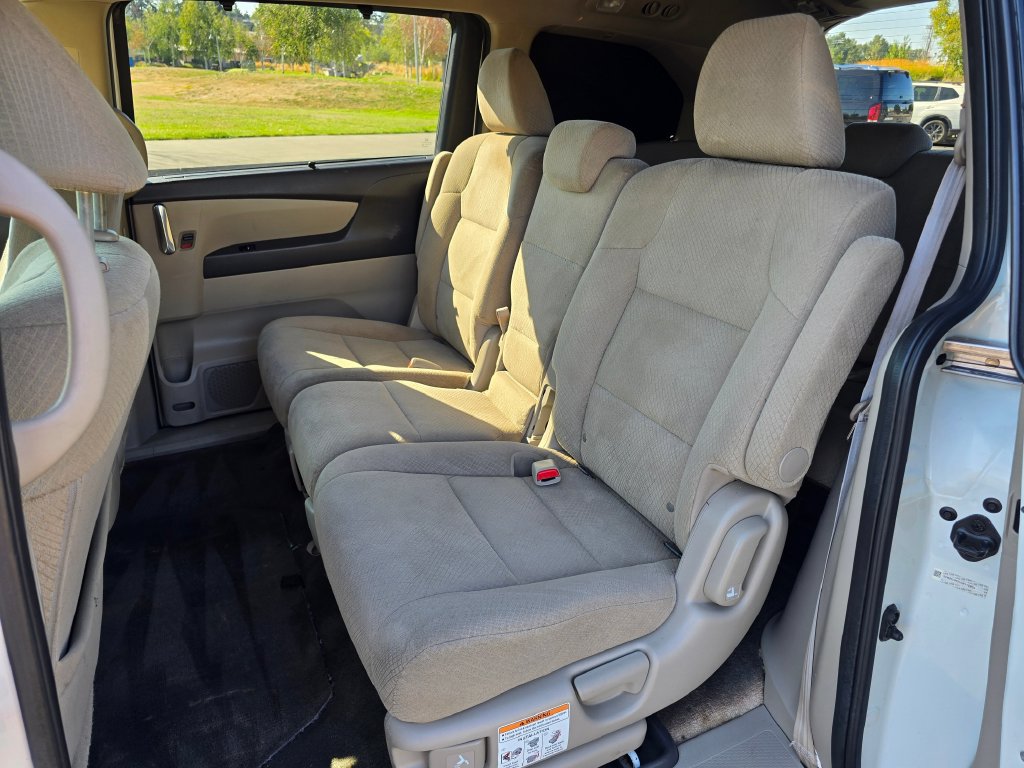 Used 2016 Honda Odyssey SE image 14