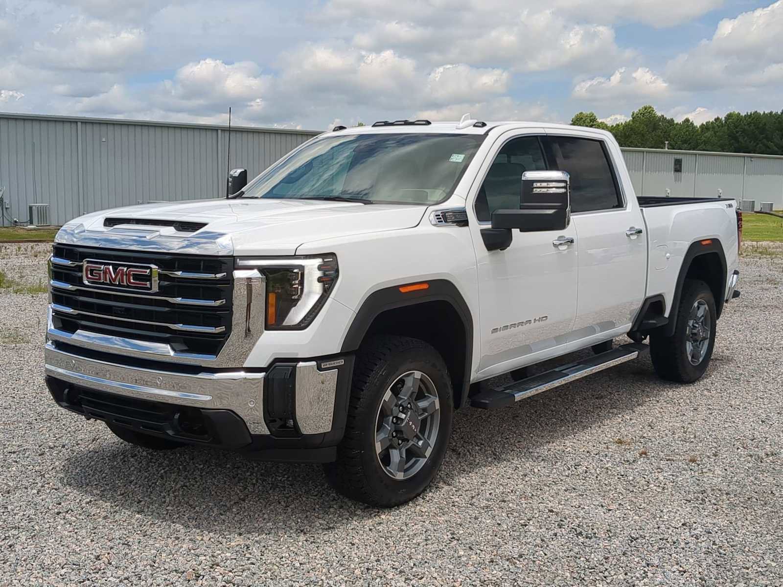 New 2025 GMC Sierra 2500 SLT w/ SLT Premium Package image 4