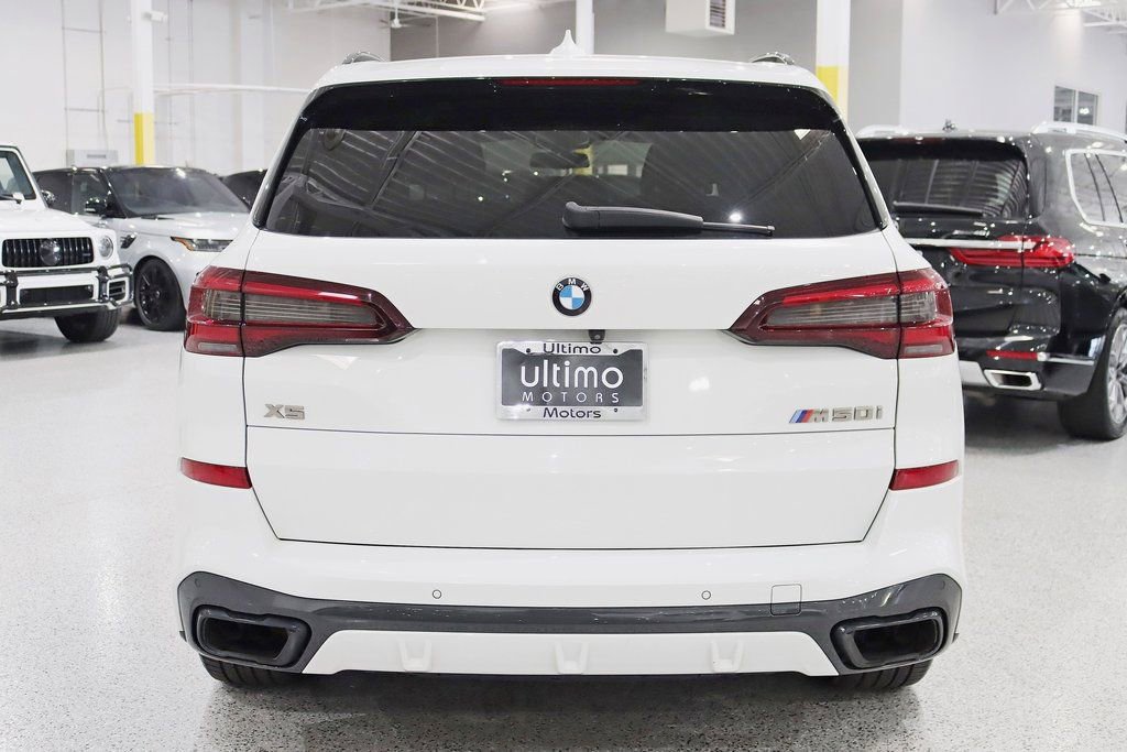Used 2022 BMW X5 M50i image 13