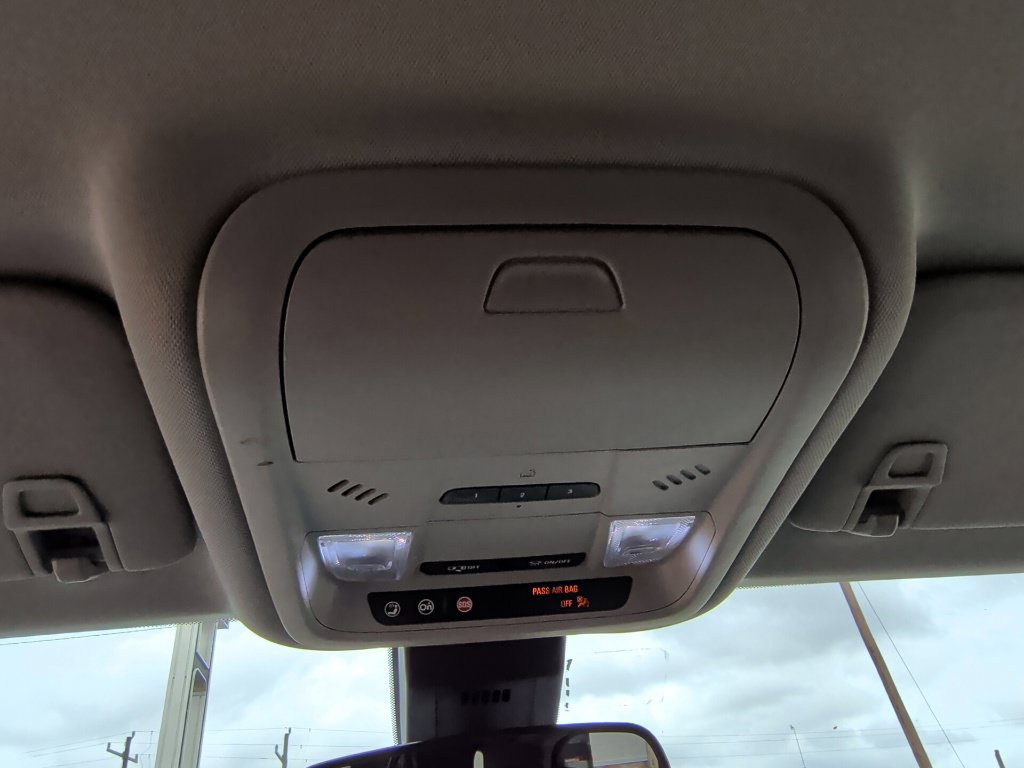 Used 2021 Chevrolet Equinox LT FWD image 21