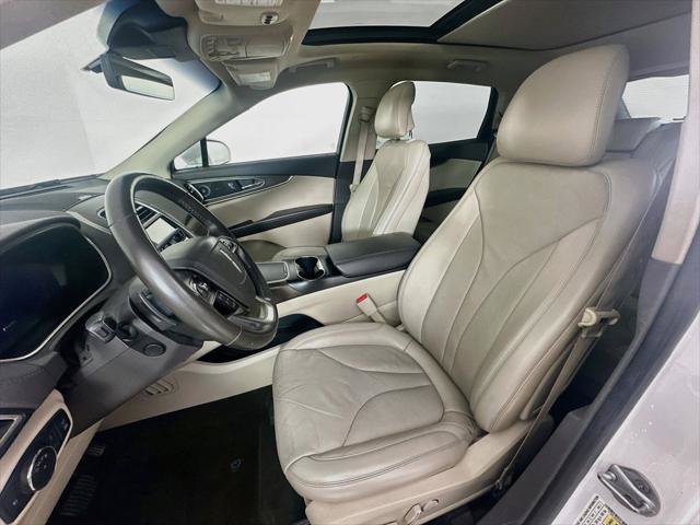 Used 2019 Lincoln Nautilus Reserve w/ Driver Assistance Package AWD/4WD image 18