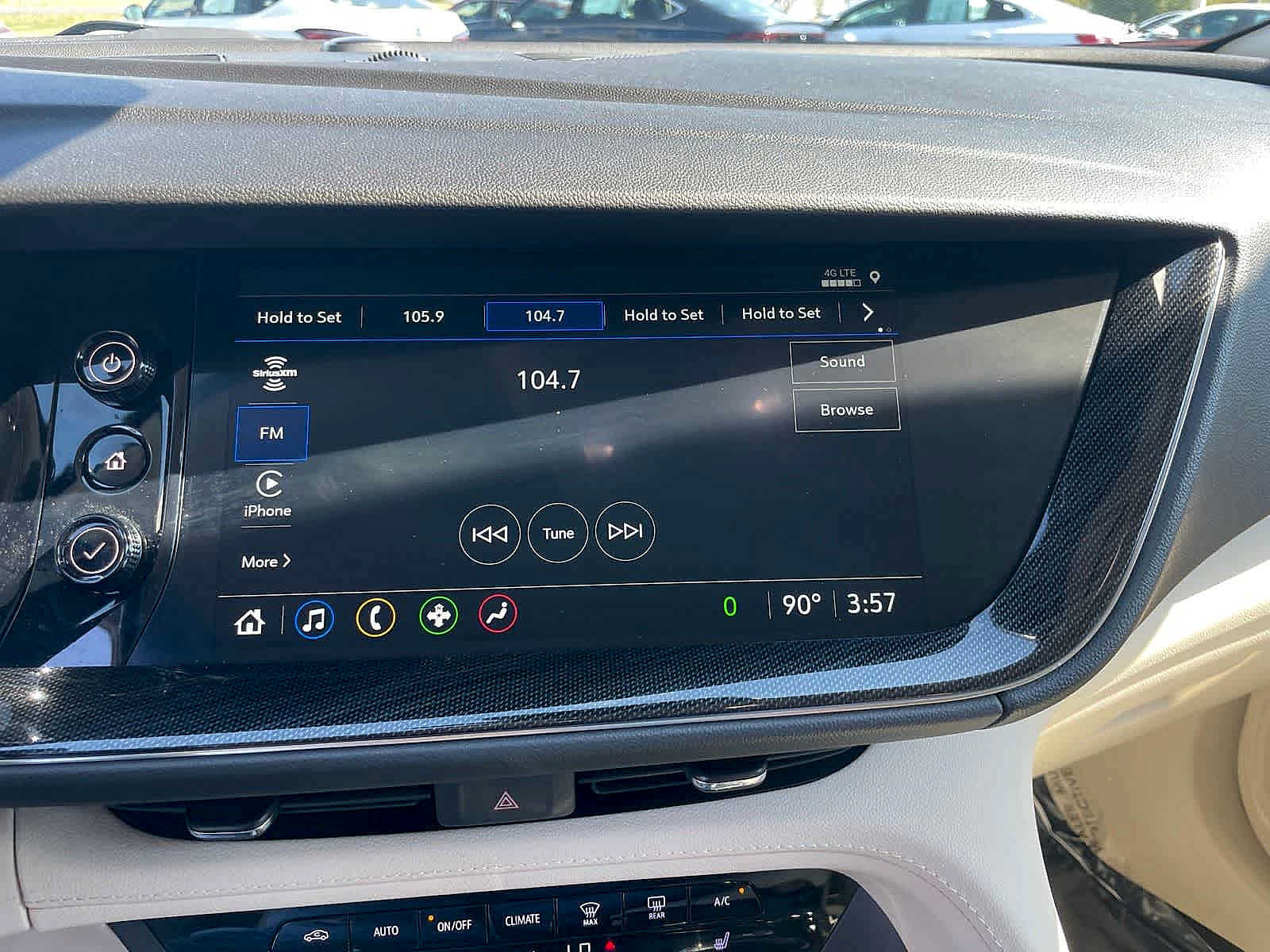 Used 2023 Buick Envision Essence AWD/4WD image 16