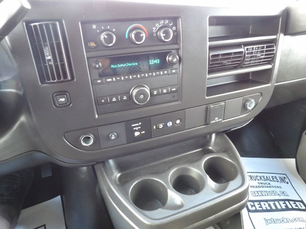 Used 2022 Chevrolet Express 2500 Extended w/ Driver Convenience Package image 22