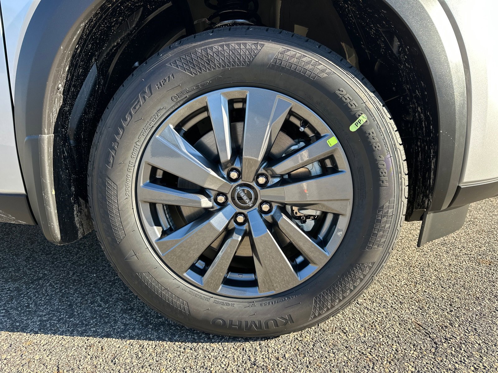 New 2025 Nissan Pathfinder SV w/ Black Appearance Package image 12