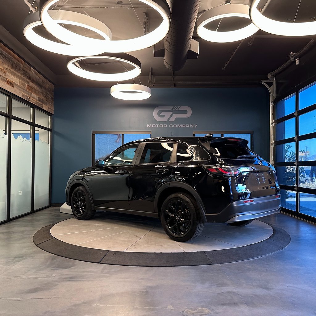 Used 2024 Honda HR-V Sport image 5