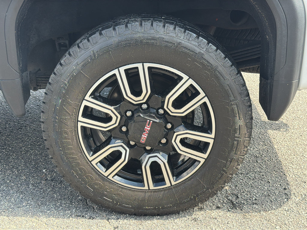 Used 2022 GMC Sierra 2500 AT4 w/ AT4 Premium Plus Package AWD/4WD image 37