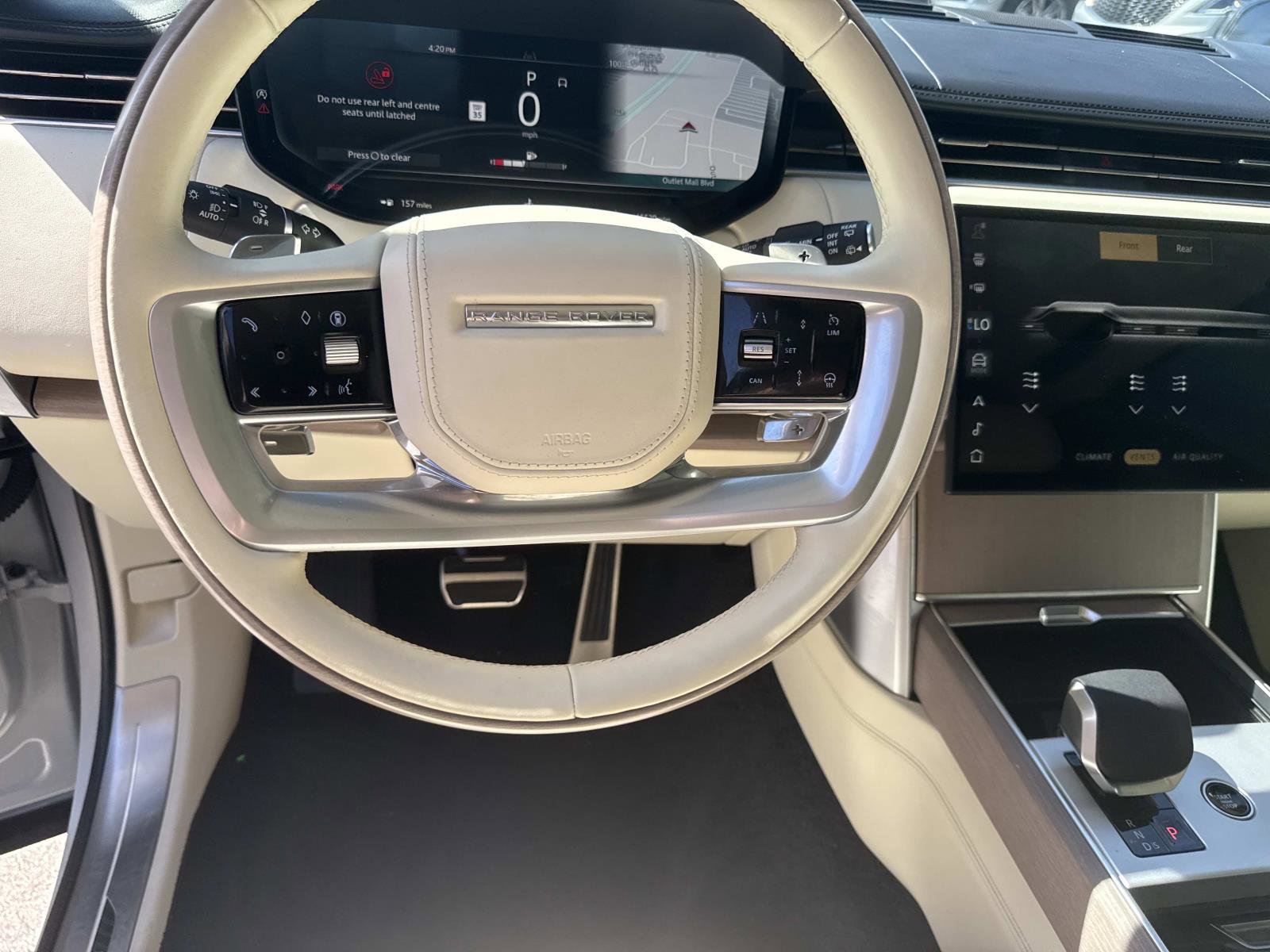 Used 2025 Land Rover Range Rover Long Wheelbase SE AWD/4WD image 30