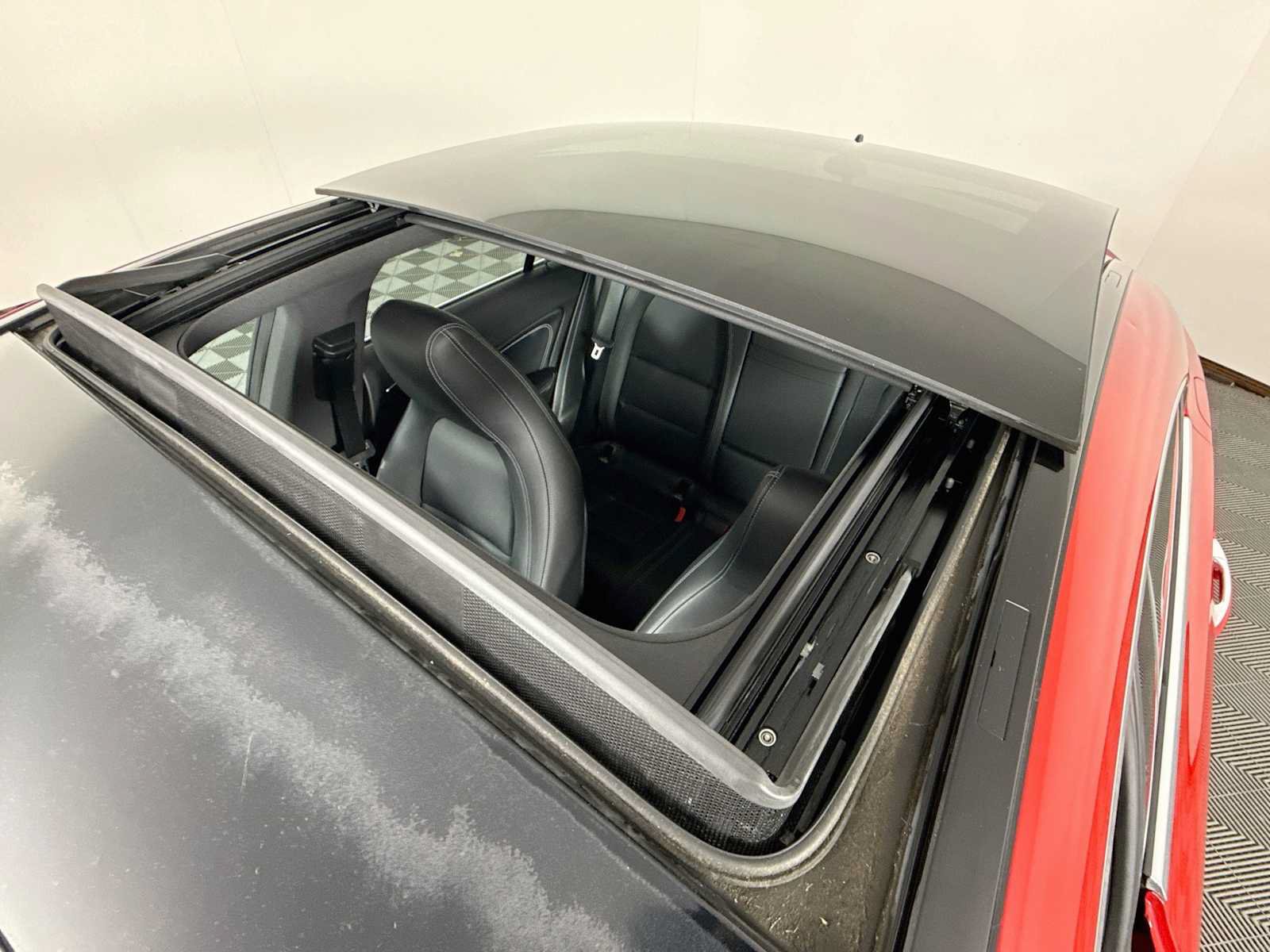 Used 2018 Mercedes-Benz CLA 250 4MATIC image 20