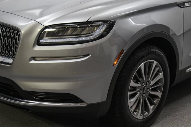 Used 2023 Lincoln Nautilus AWD w/ Premium Package image 4