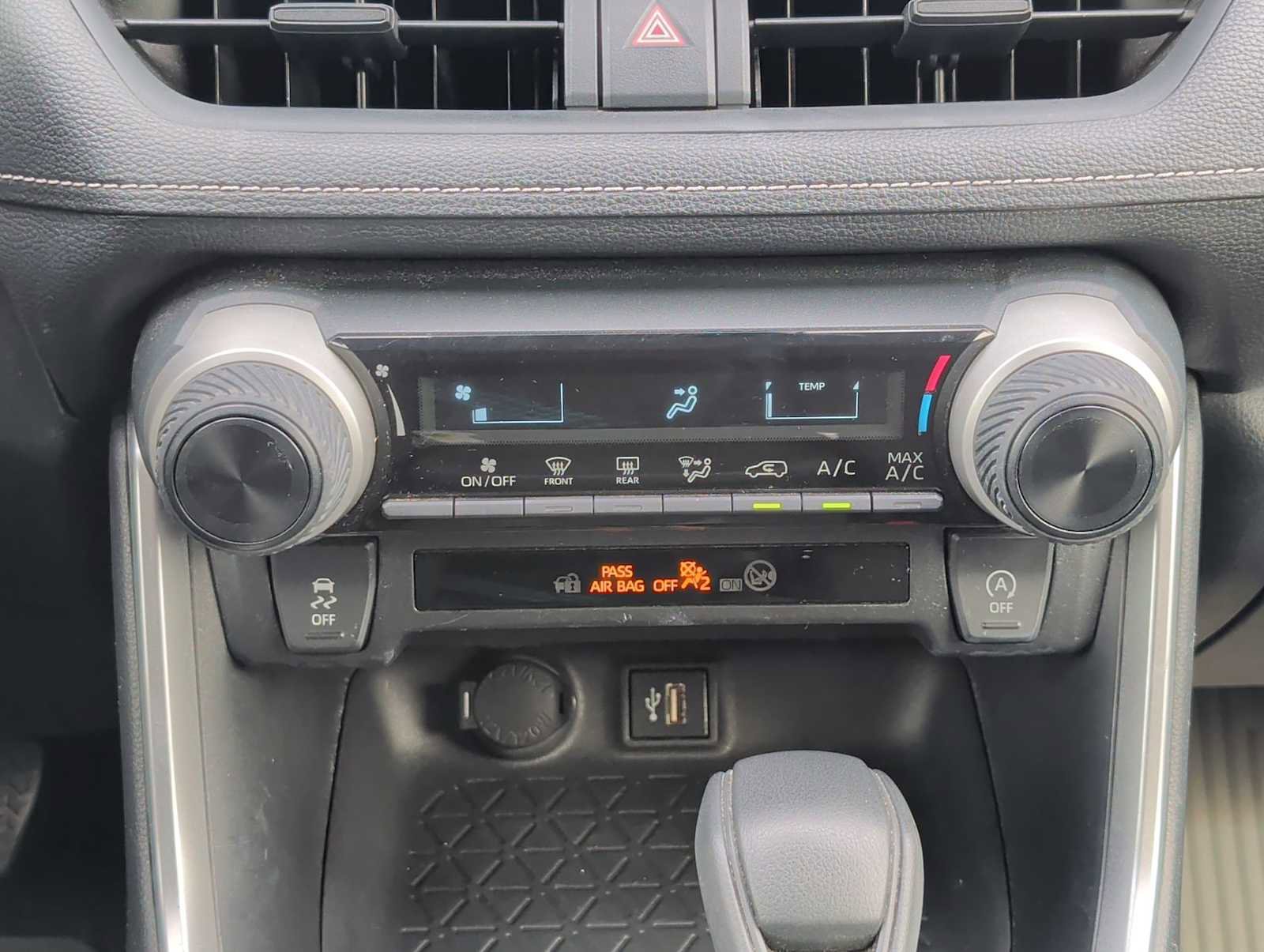 Used 2024 Toyota RAV4 LE image 16