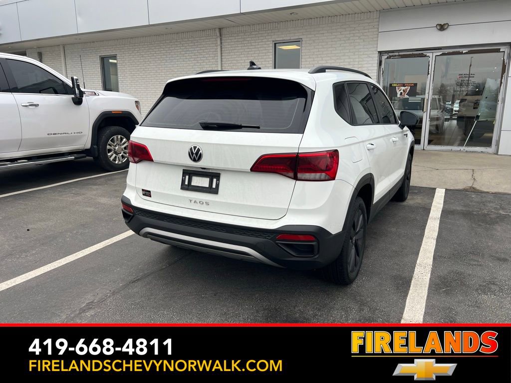 Used 2024 Volkswagen Taos S image 8