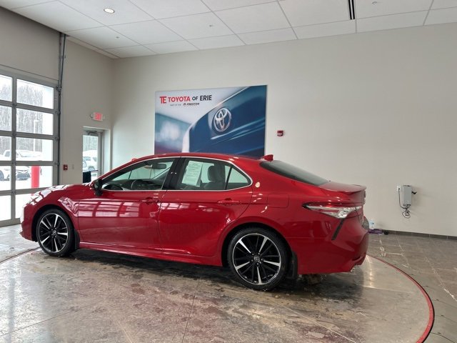 Used 2019 Toyota Camry XSE image 4