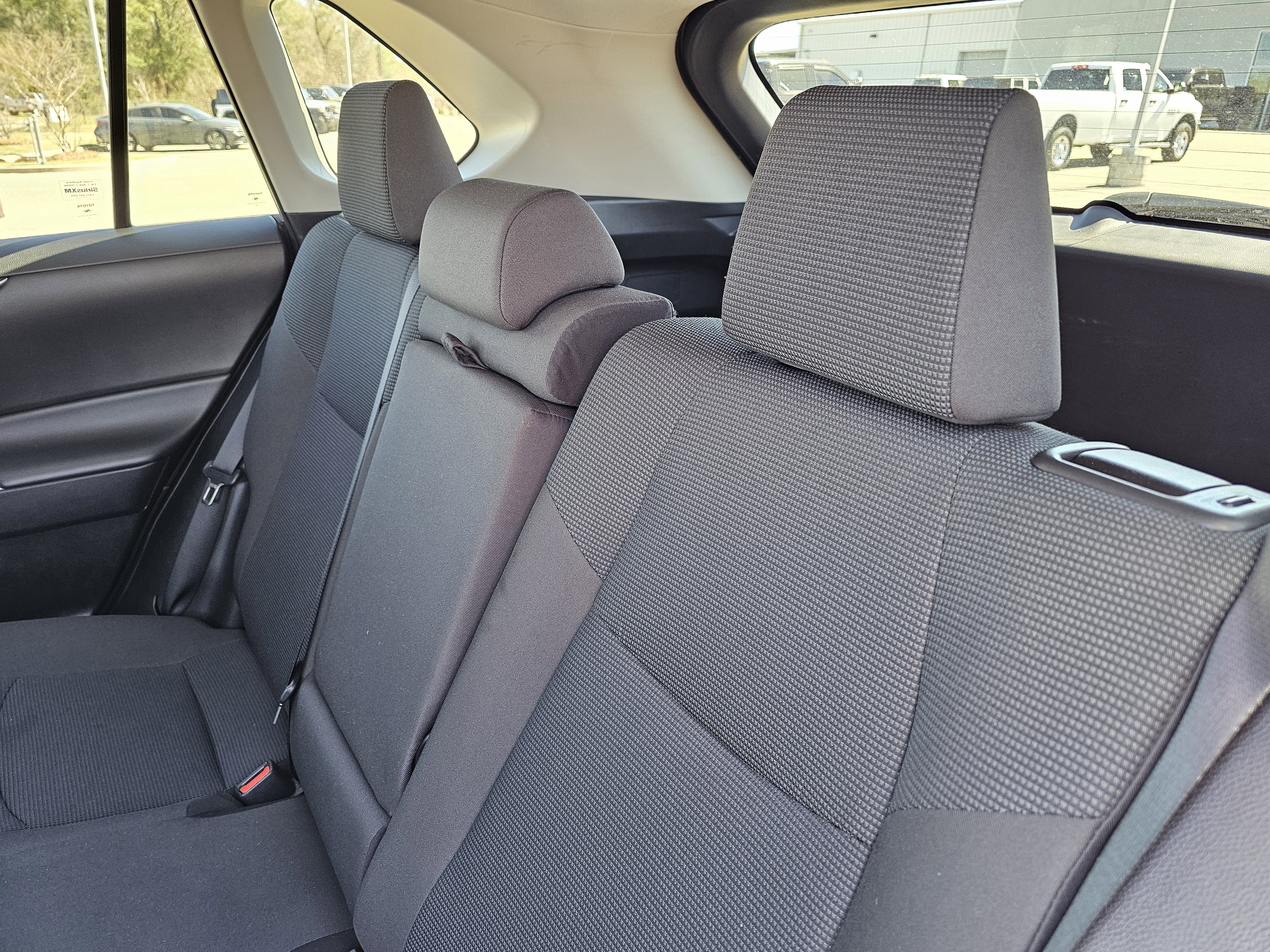 Used 2024 Toyota RAV4 LE image 31