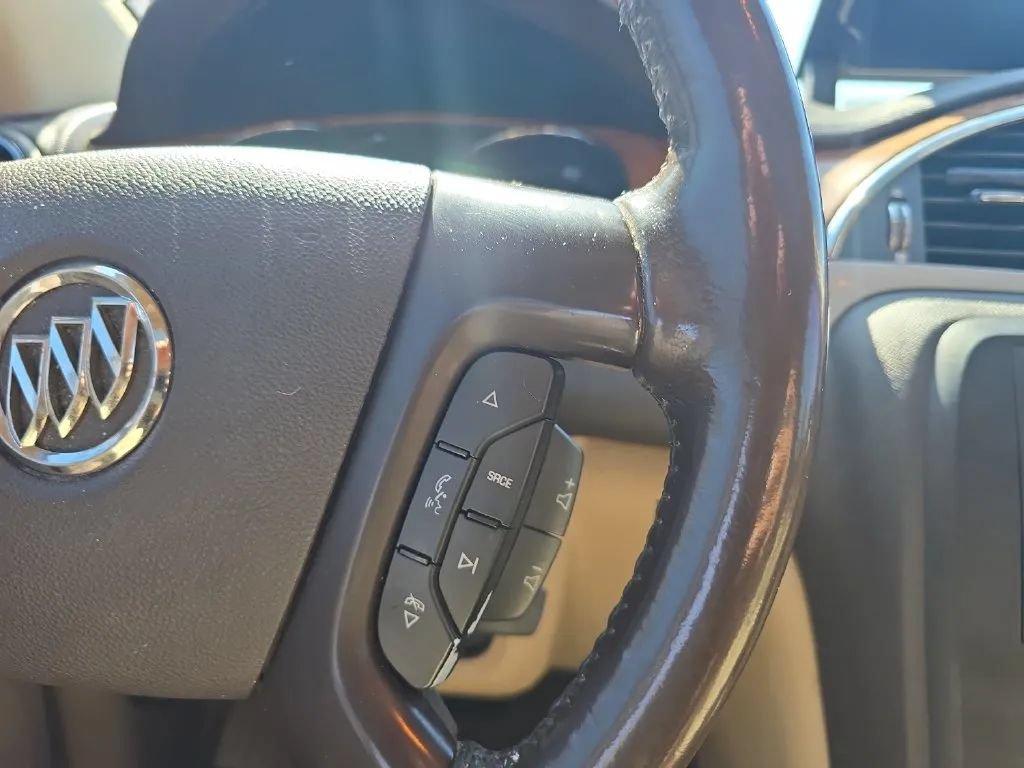Used 2012 Buick Enclave Leather FWD image 18