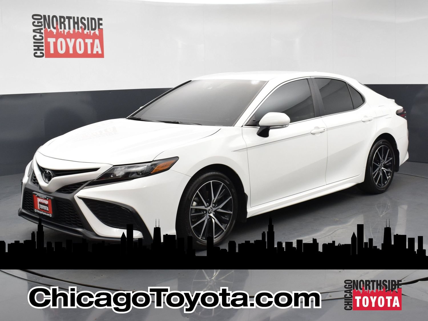 Used 2024 Toyota Camry SE w/ Cold Weather Package