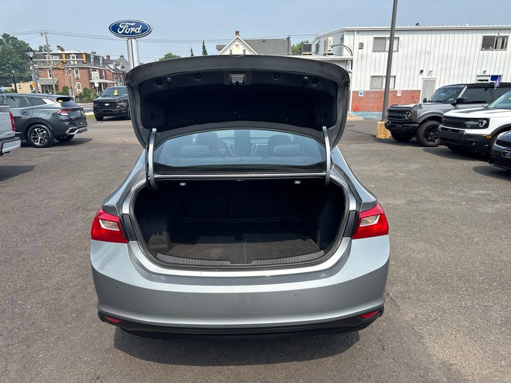 Used 2024 Chevrolet Malibu LT FWD image 9