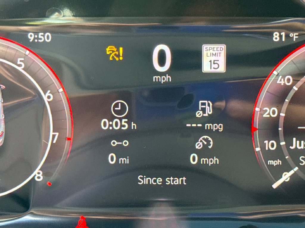 New 2026 Volkswagen GTI SE FWD image 10