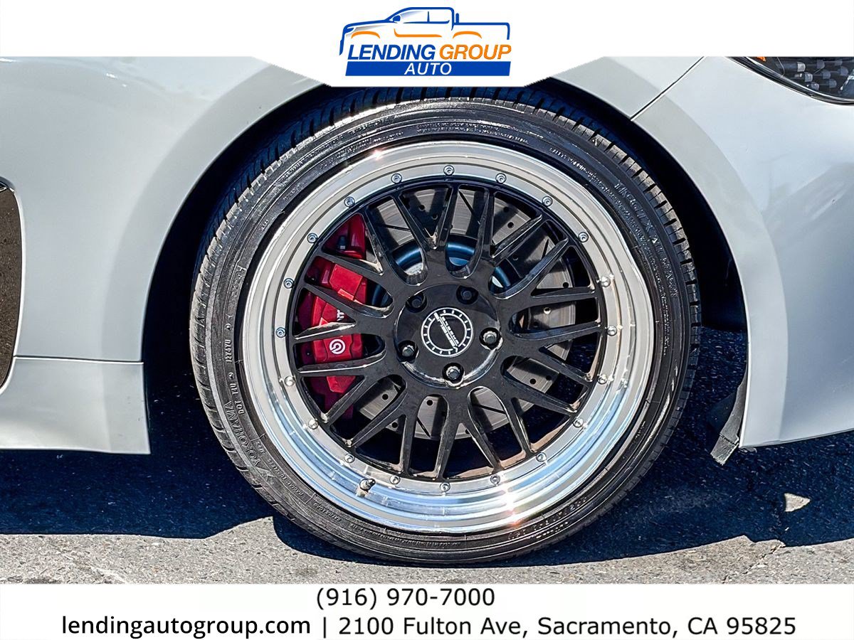 Used 2020 Kia Stinger GT1 RWD image 9