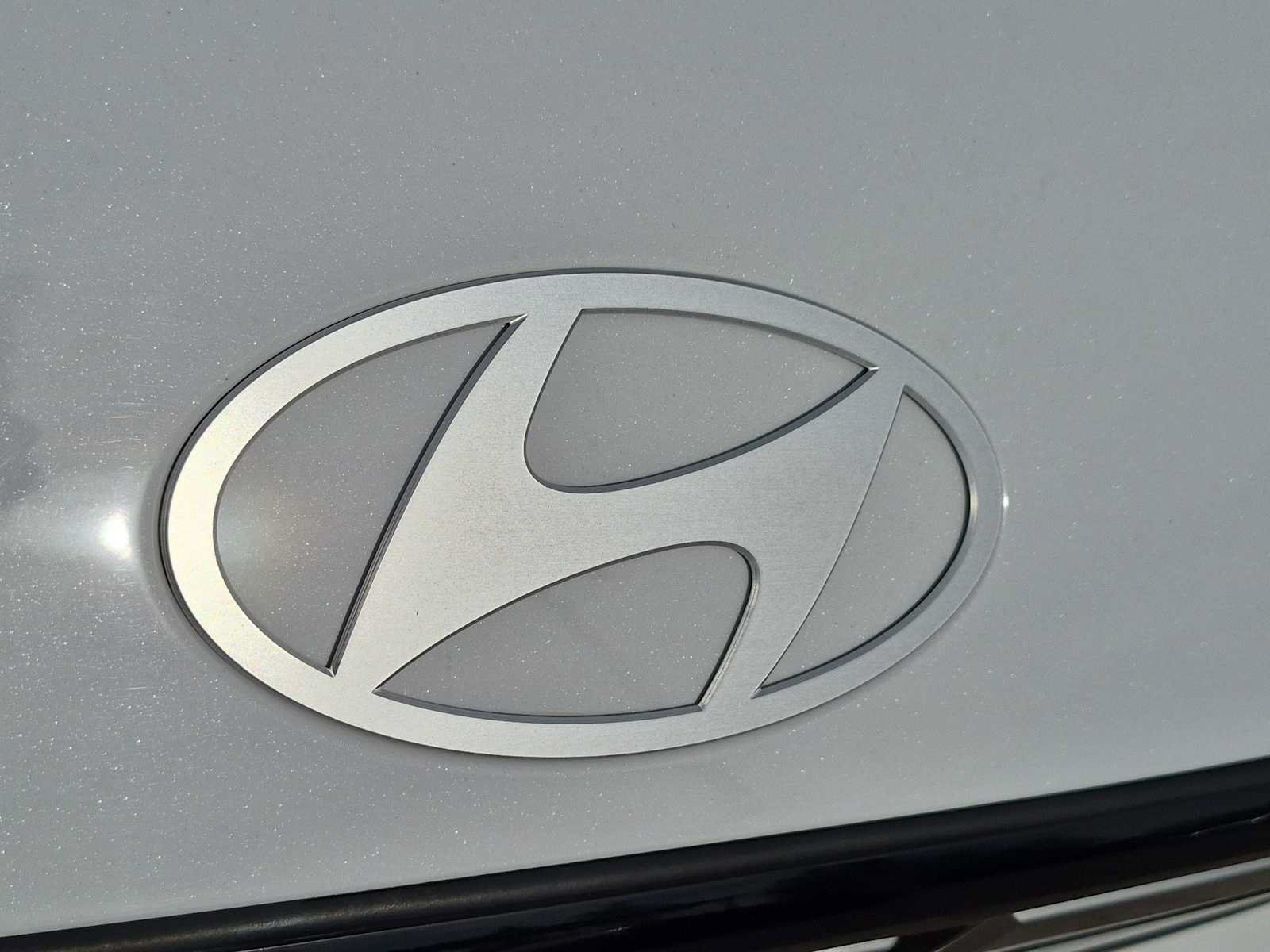 Certified 2024 Hyundai Santa Fe SEL FWD image 11