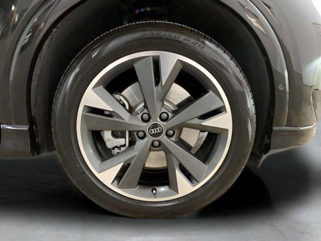 Used 2024 Audi Q4 e-tron Premium Plus w/ Premium Plus image 93