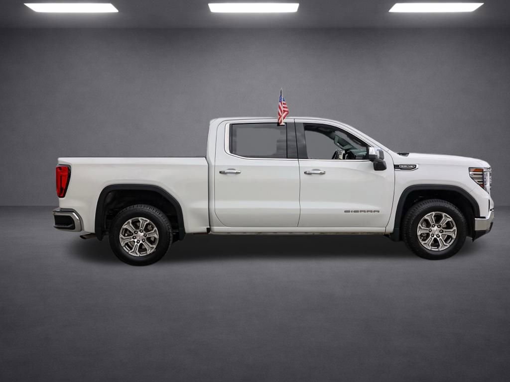 Used 2024 GMC Sierra 1500 SLT image 3