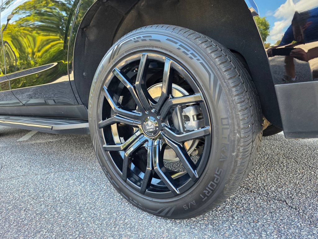 Certified 2024 Chevrolet Tahoe RST w/ Luxury Package RWD image 34