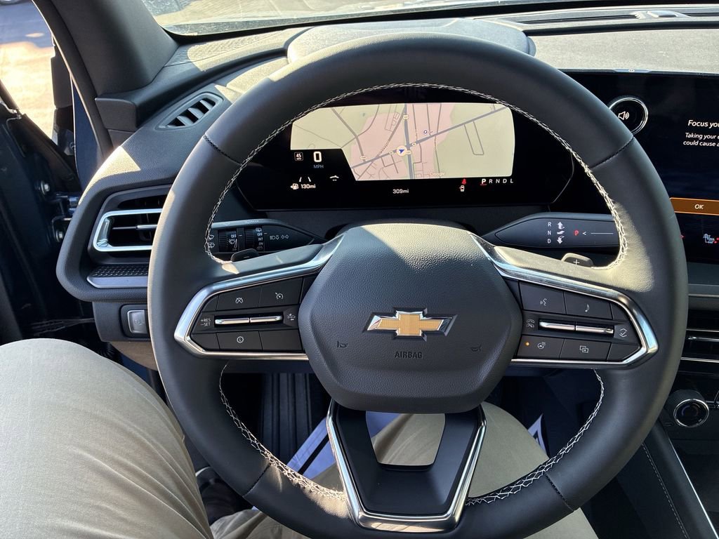 New 2026 Chevrolet Traverse LT w/ Sun and Wheel Package image 14