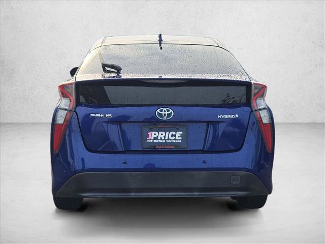 Used 2017 Toyota Prius Three FWD image 7