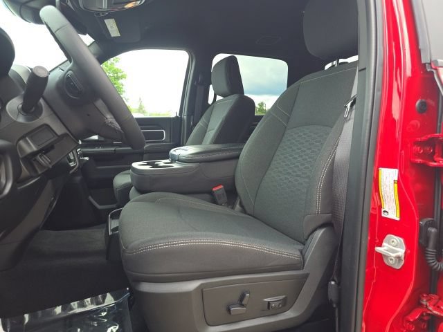 Certified 2026 RAM 2500 Big Horn AWD/4WD image 10