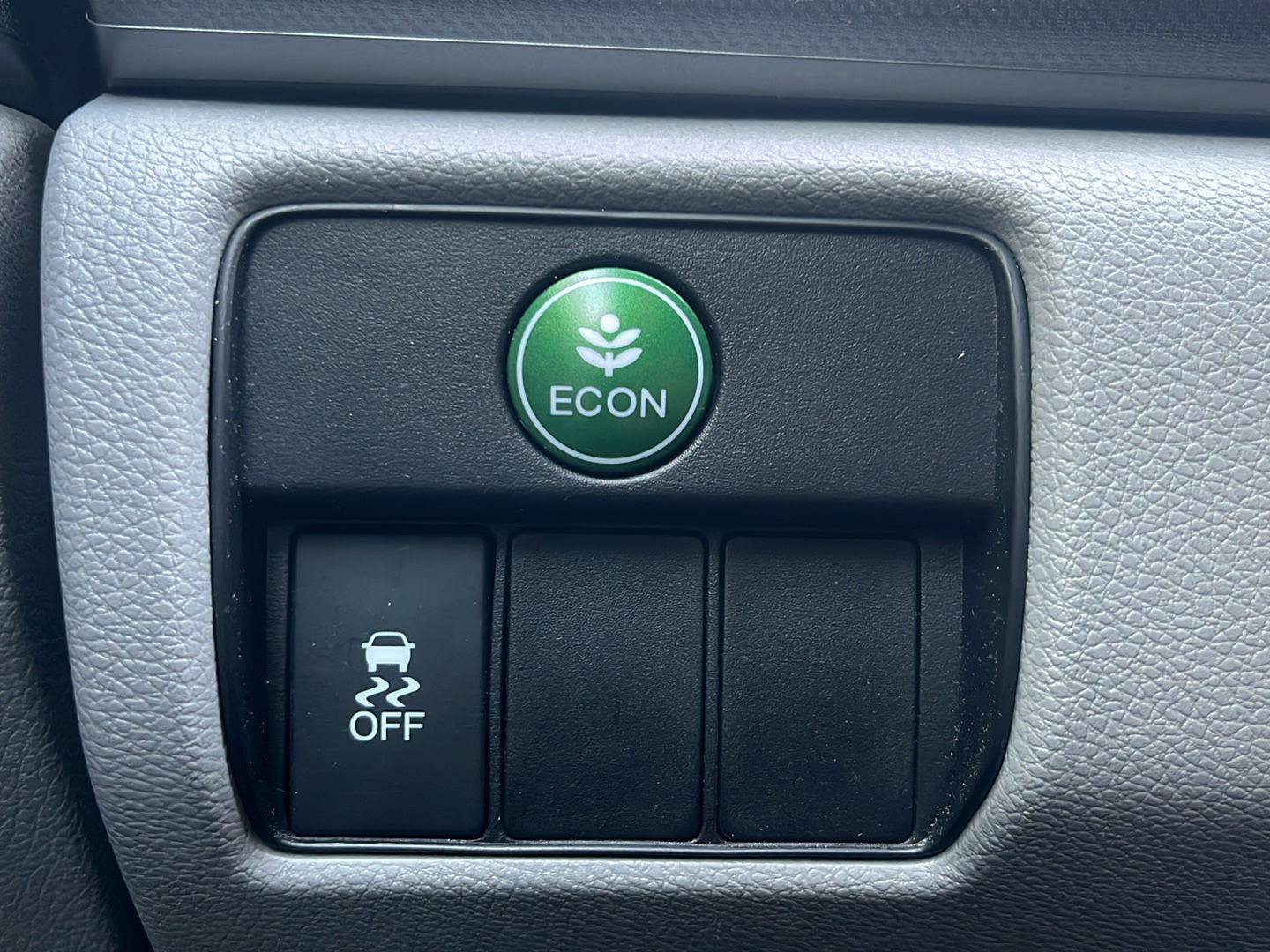 Used 2015 Honda Accord LX image 7