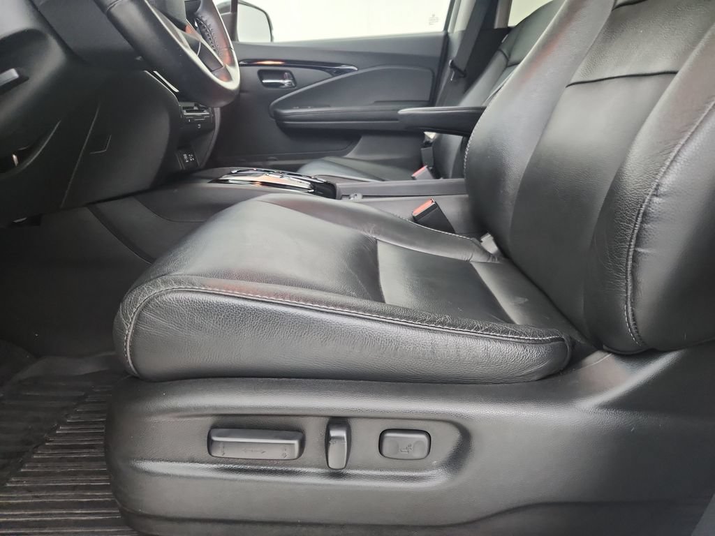 Used 2019 Honda Pilot Touring image 22