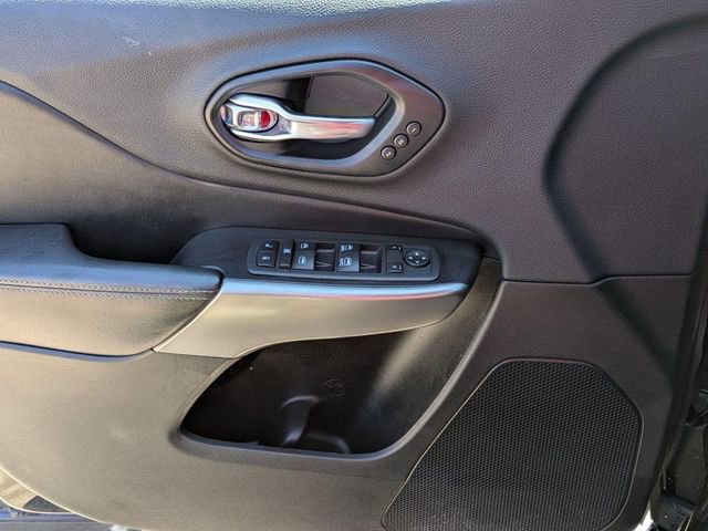 Used 2019 Jeep Cherokee High Altitude image 14