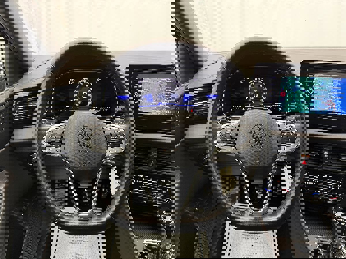 Used 2025 Volkswagen Jetta Sport image 9