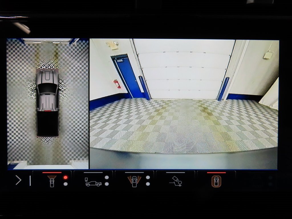 Used 2026 GMC Sierra 2500 AT4 image 15