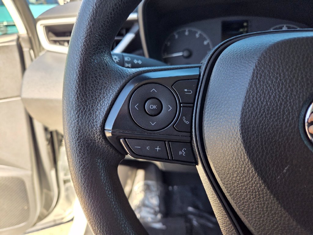 Used 2024 Toyota Corolla LE FWD image 29