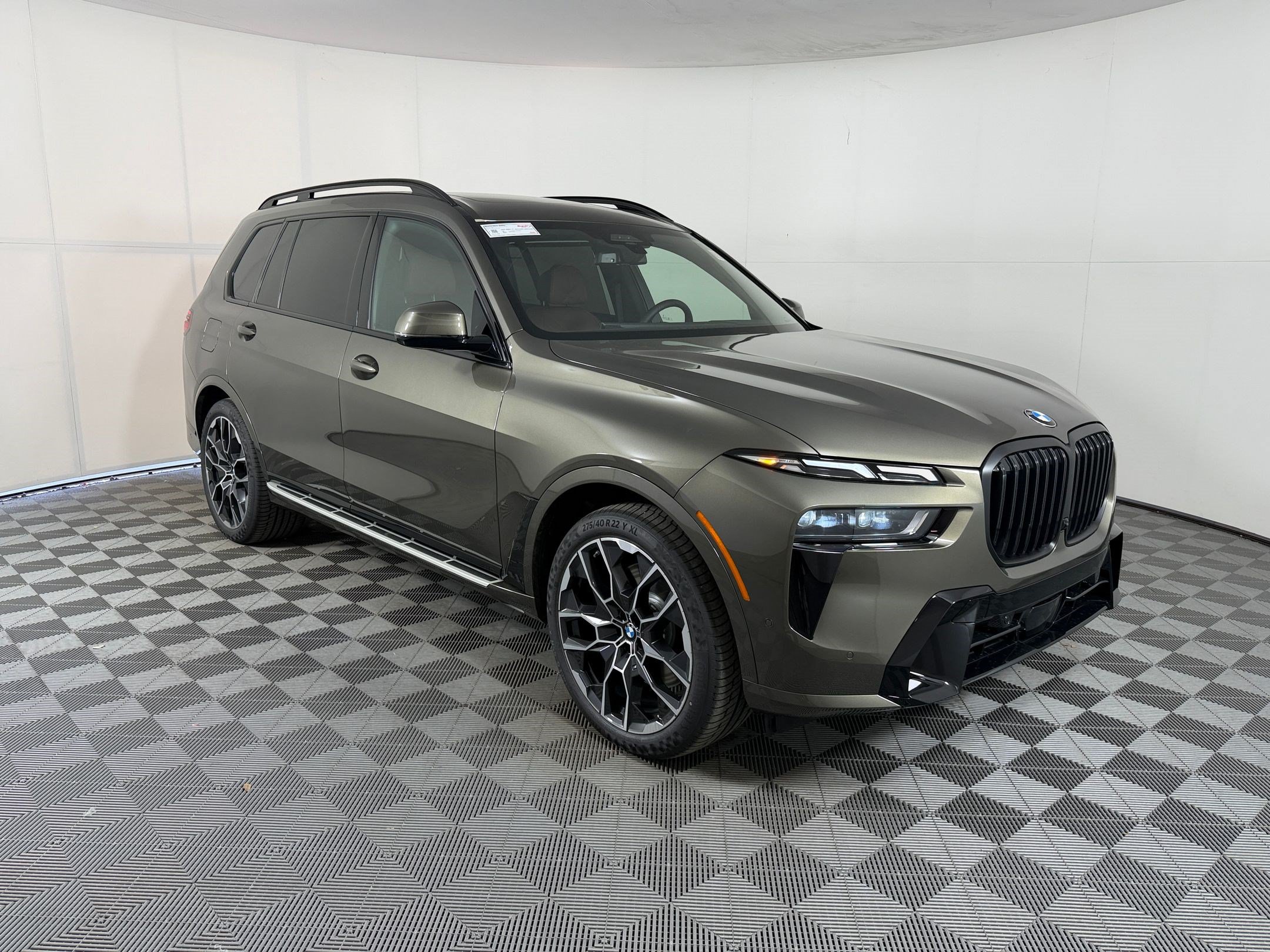 New 2027 BMW X7 xDrive40i w/ M Sport Package AWD/4WD image 7