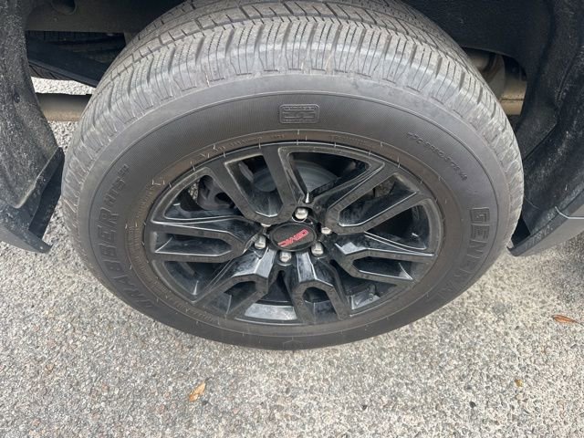 Used 2024 GMC Sierra 1500 Elevation w/ LPO, Elevation Black Package image 8