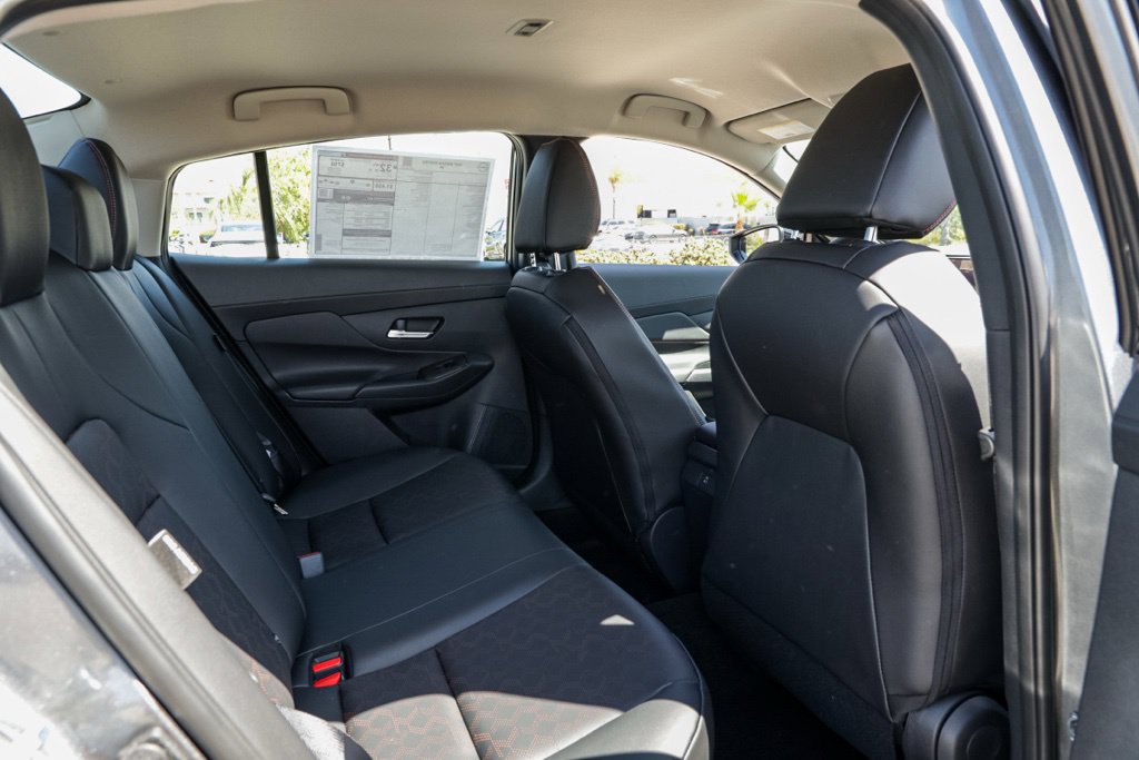 New 2027 Nissan Sentra SR FWD image 23