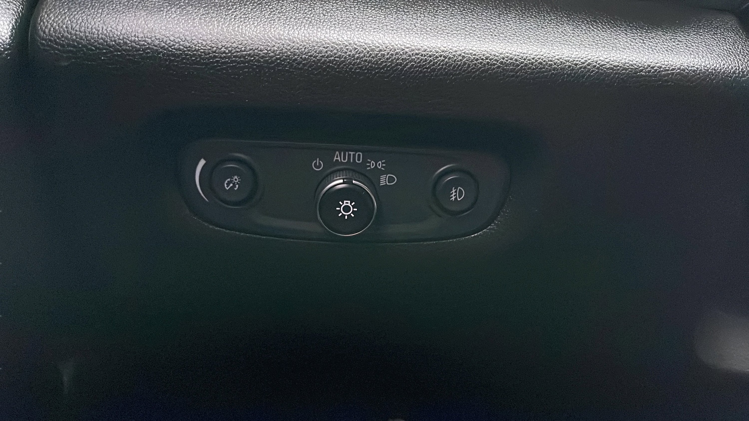 Used 2019 Chevrolet Traverse RS image 40