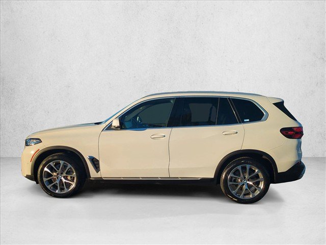 Used 2024 BMW X5 sDrive40i w/ Premium Package RWD image 9