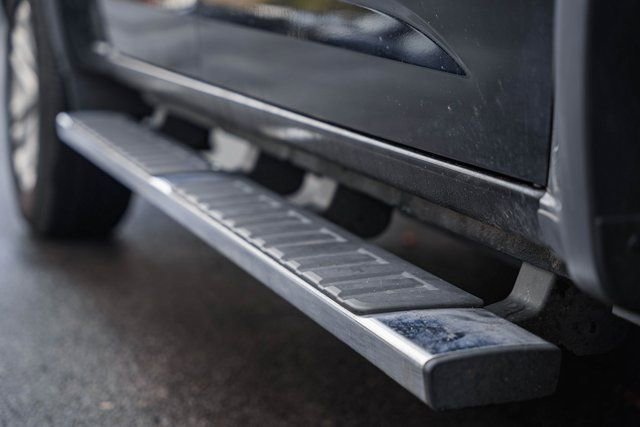 Used 2019 GMC Canyon SLT w/ Driver Alert Package image 29