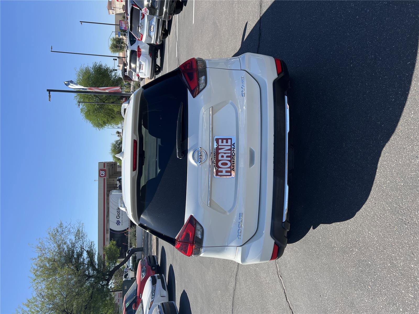 Used 2018 Nissan Rogue SV w/ Premium Package AWD/4WD image 6