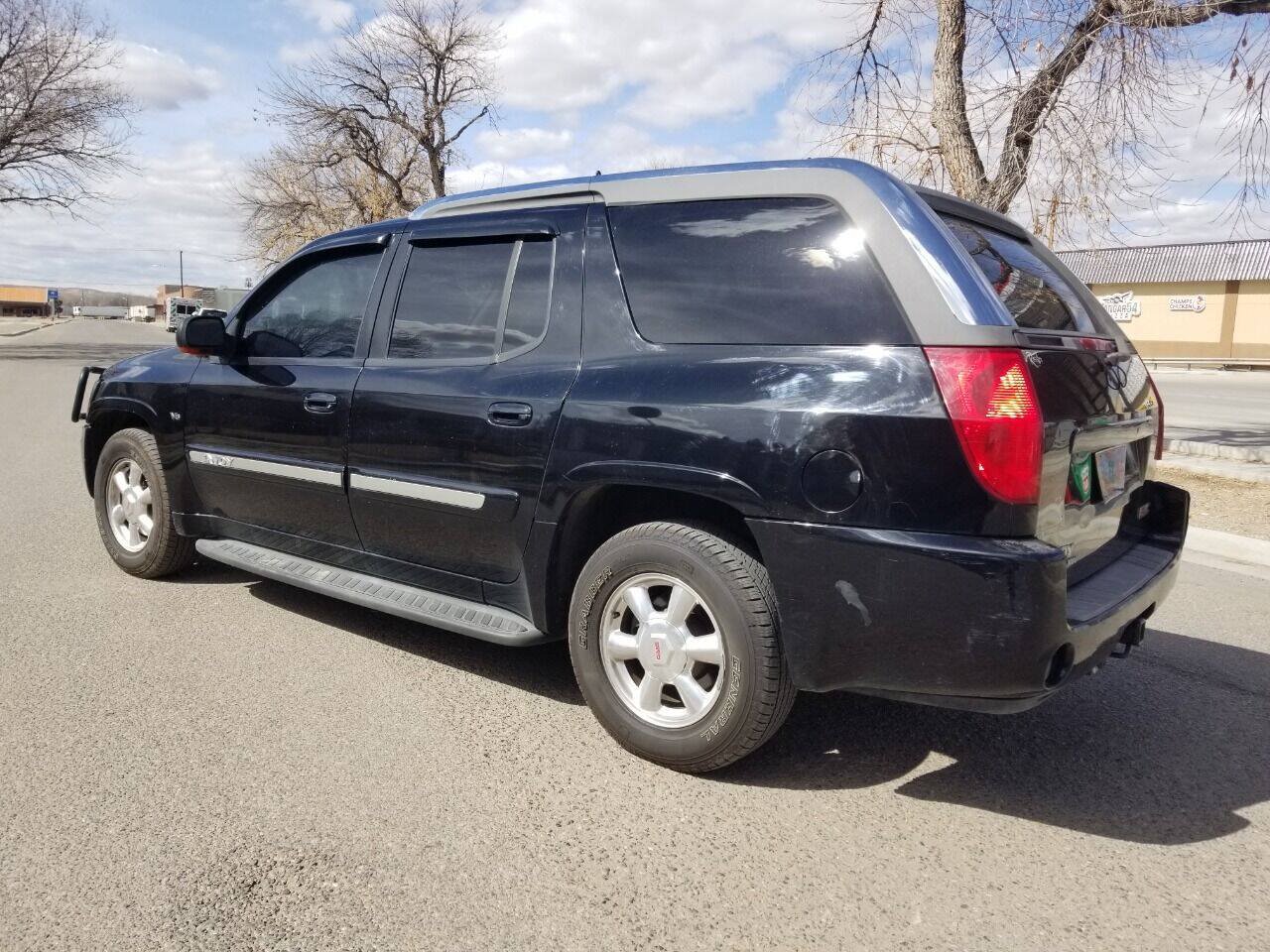 Used 2004 GMC Envoy XUV SLT AWD/4WD image 2