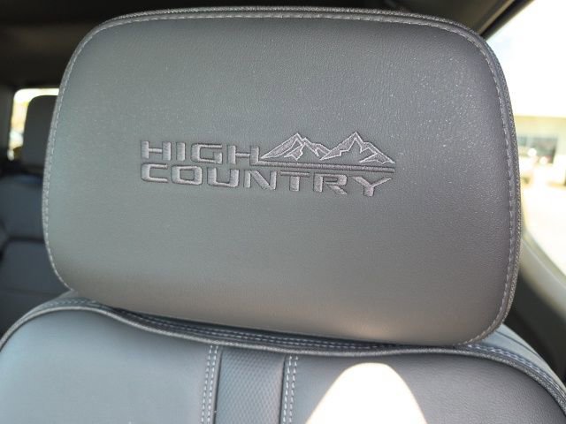 Certified 2021 Chevrolet Silverado 1500 High Country w/ Technology Package AWD/4WD image 19