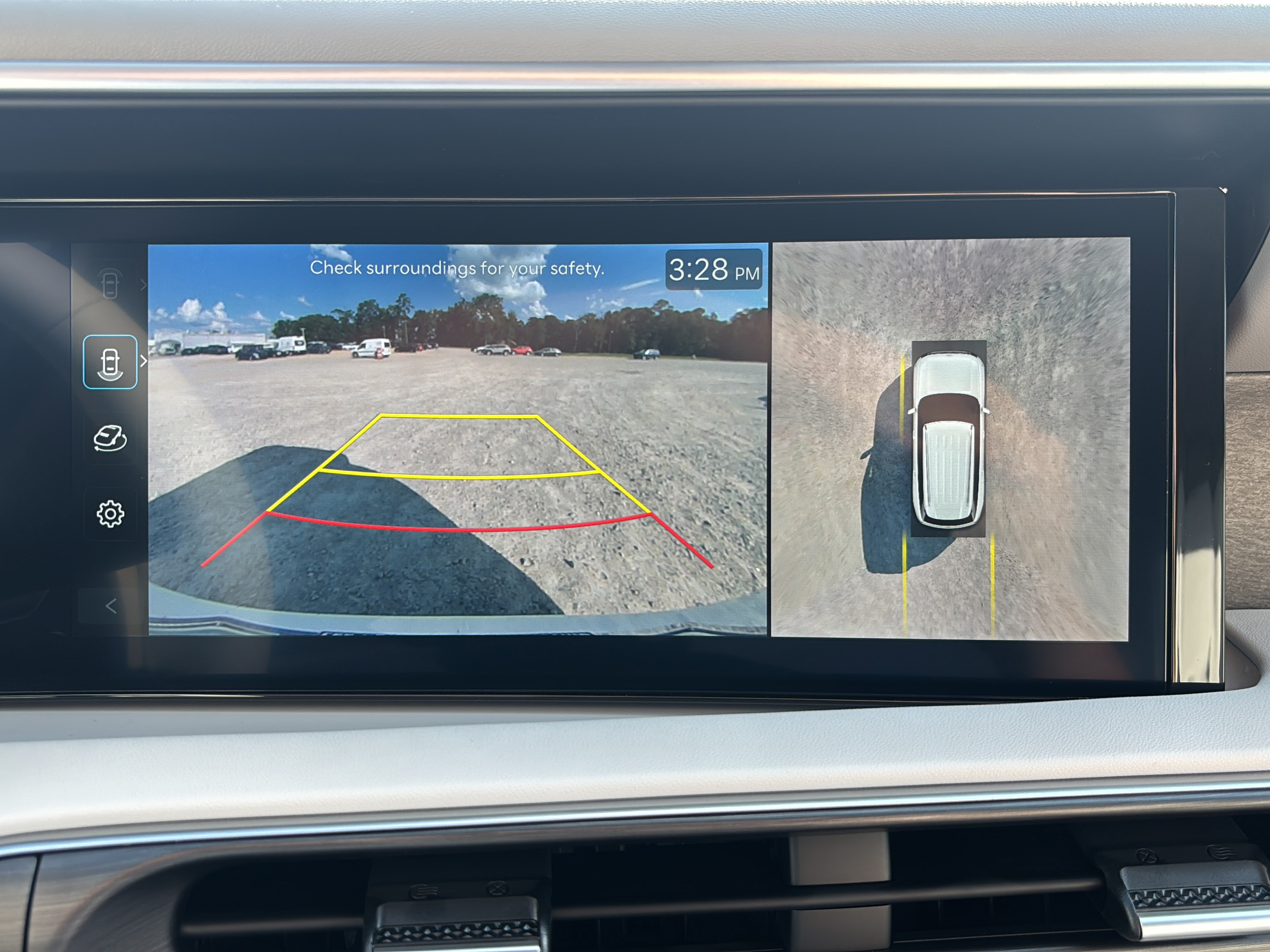 New 2027 Hyundai Palisade Limited FWD image 16