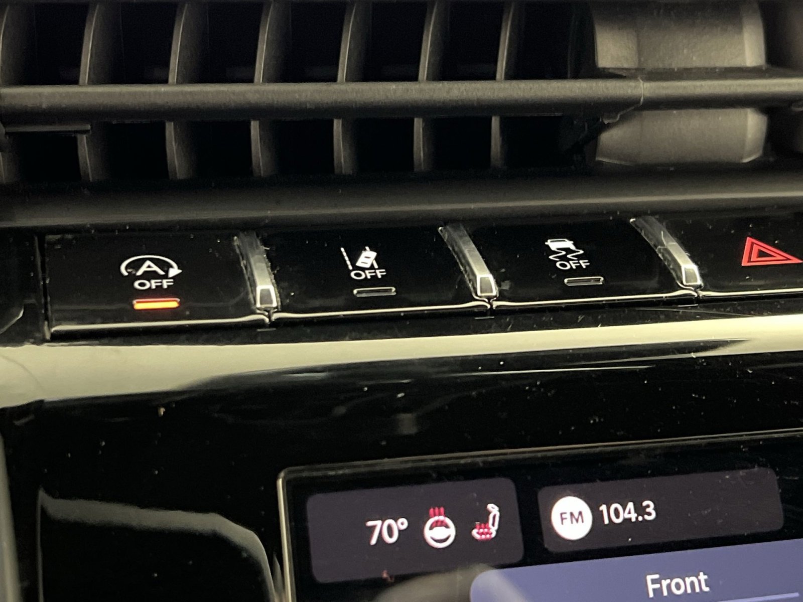 Used 2023 Jeep Grand Cherokee L Laredo image 33