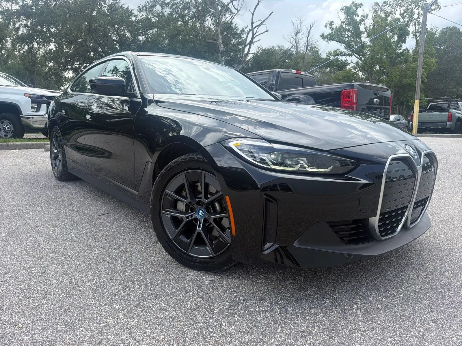 Used 2023 BMW i4 eDrive35 RWD image 6