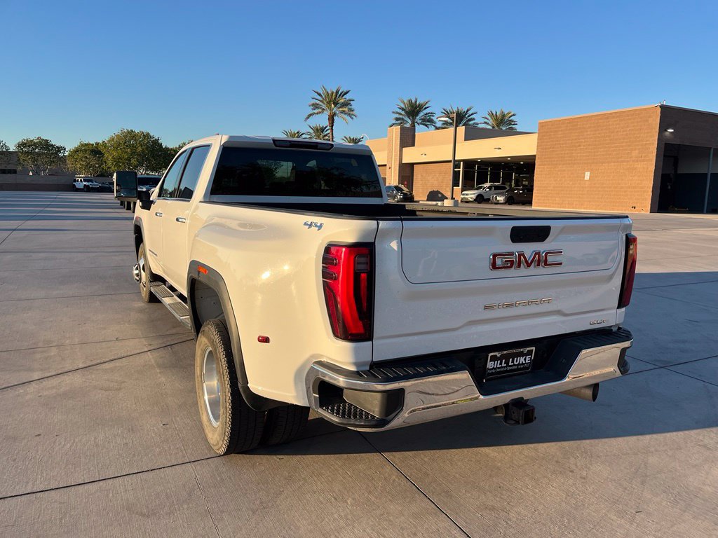 Used 2024 GMC Sierra 3500 SLT AWD/4WD image 9
